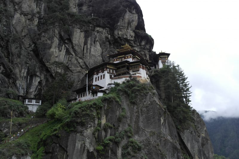タクツァン僧院は断崖絶壁に建つ寺院 トレッキングに挑戦しよう Tabiyori どんな時も旅日和に Part 2