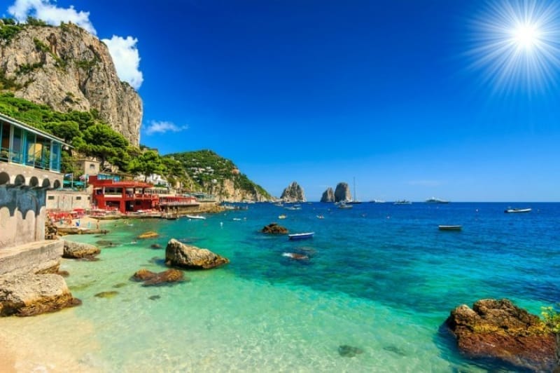 神秘の島・カプリ島(イタリア)