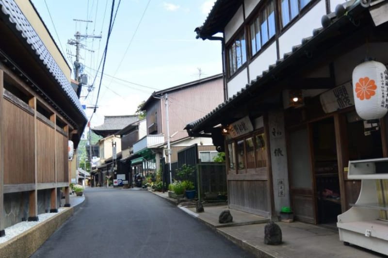 100433:世界遺産・金剛寺に向かう街並みも素敵