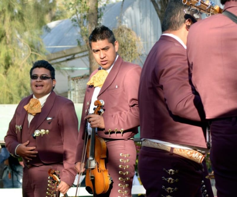 メキシコを代表する楽団マリアッチ