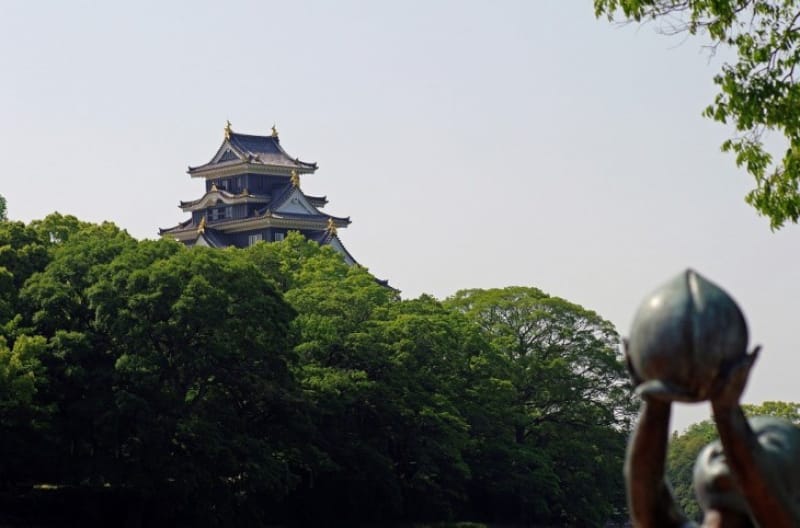 小早川家の養子となる