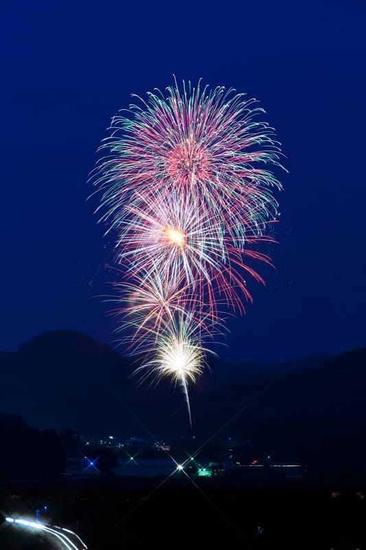 関西で唯一の花火競技会がある『宇陀市はいばら花火大会』
