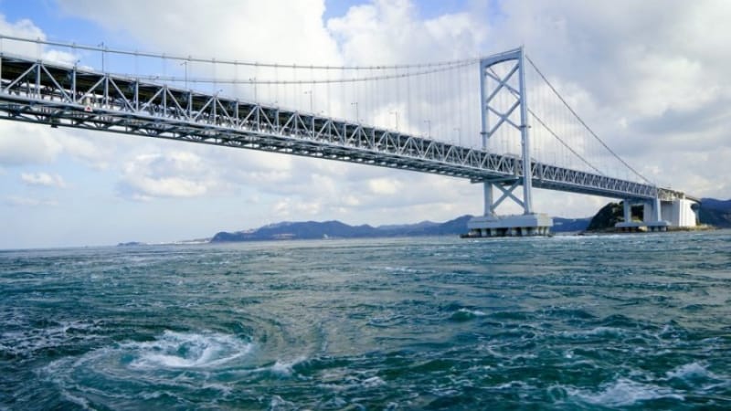 渦潮を真上から見てみよう・兵庫/徳島〈大鳴門橋〉