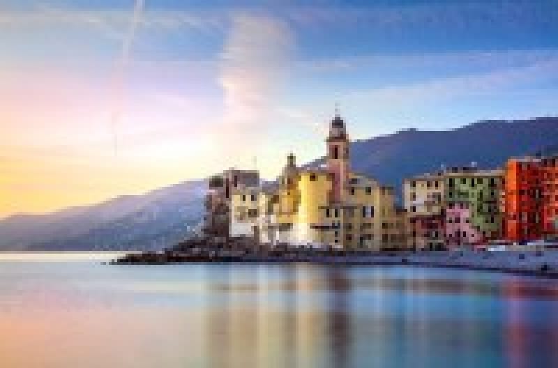中世に海運王国として君臨したイタリア最大の港湾都市!ジェノヴァの歴史 | wondertrip