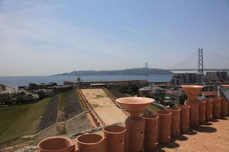 五色塚古墳に登って古代の景色を見てみましょう