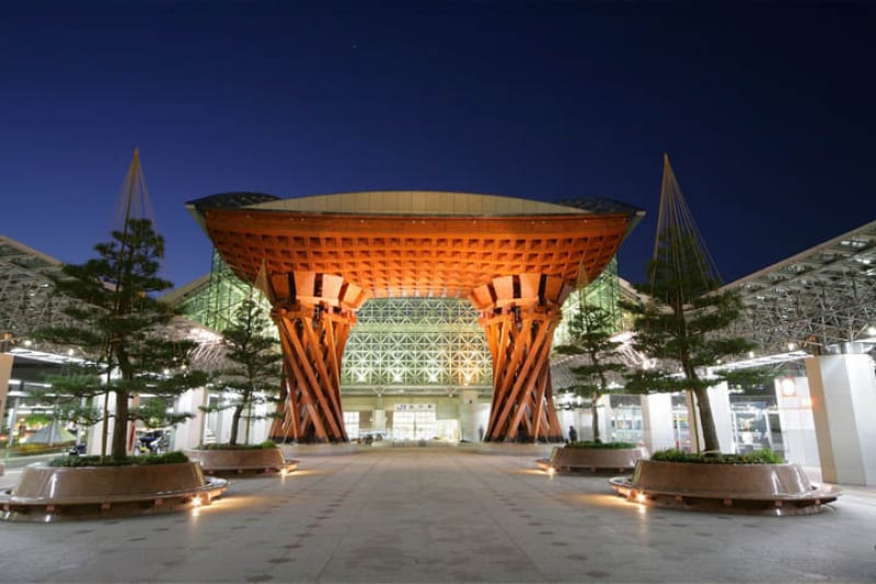 金沢駅