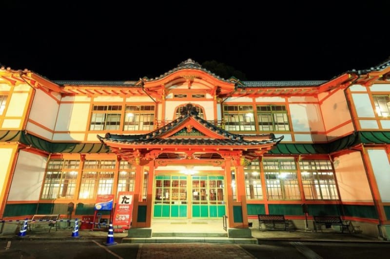 武雄温泉を発展させた実業家