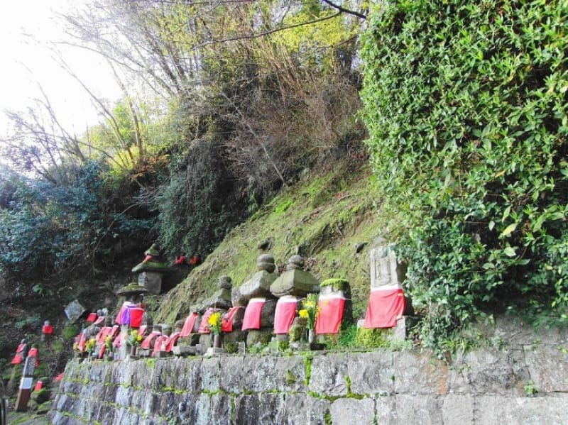 開湯は1300年以上前?
