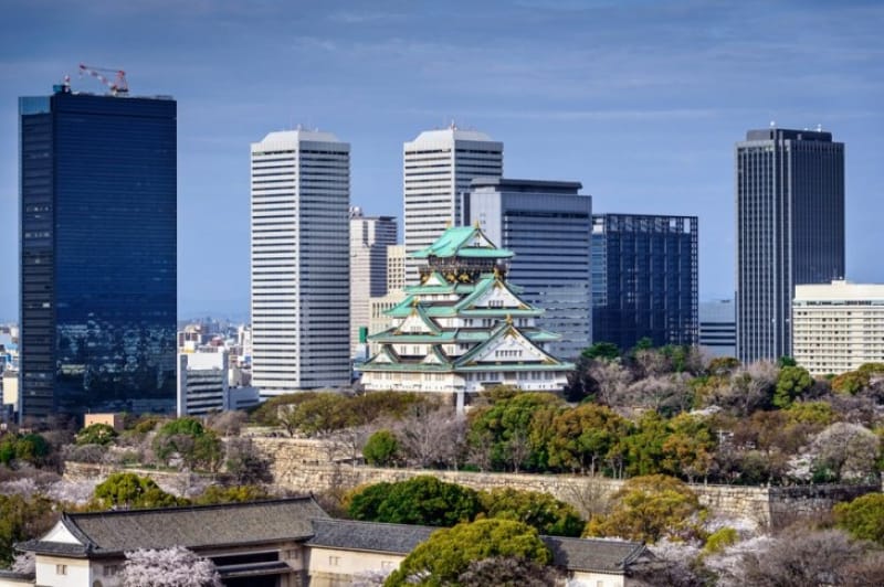 大阪城とビルの組み合わせにびっくり!