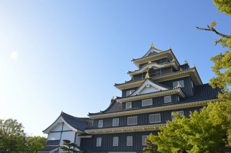 裏切り者とのそしりを受け…