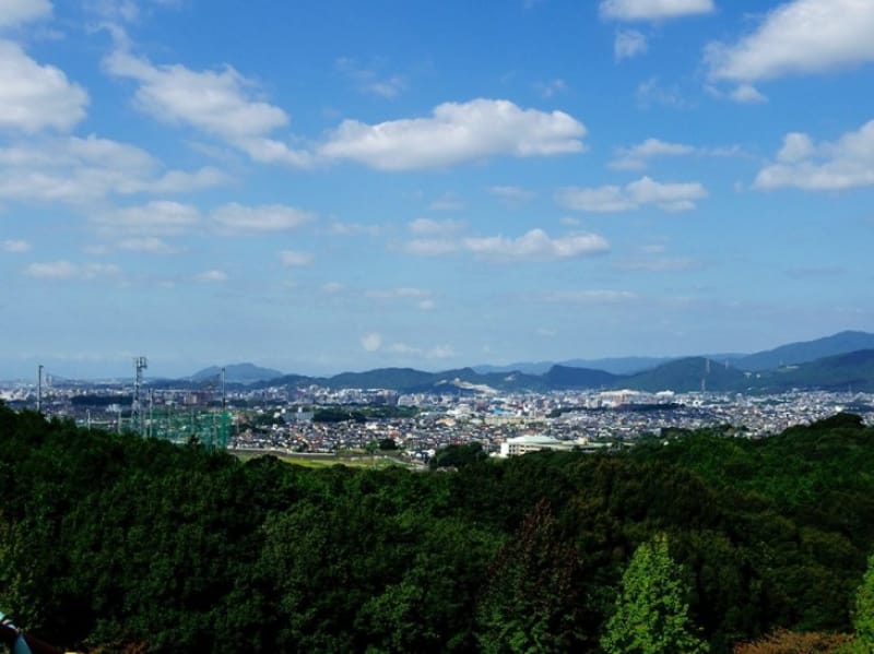 四天王像と大野城